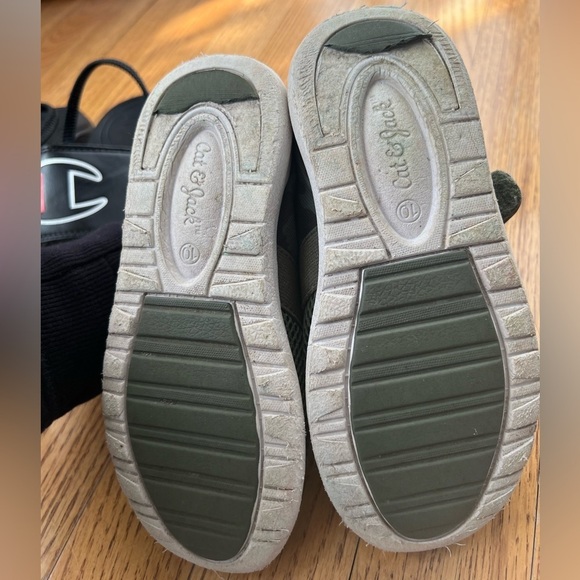 Bundle of 3 Boys Water Shoes Champion Sandals Cat & Jack Water Sneakers Size 10 - Picture 7 of 12